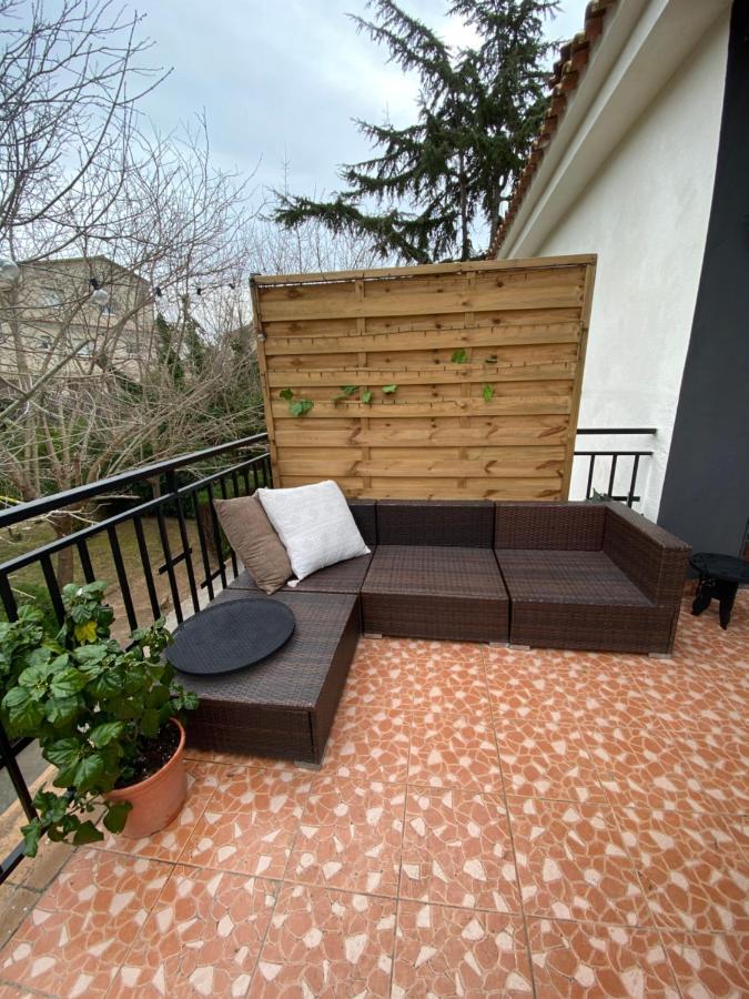 Charming Apartment In A Duplex With Garden & Balcony Cunit Zewnętrze zdjęcie